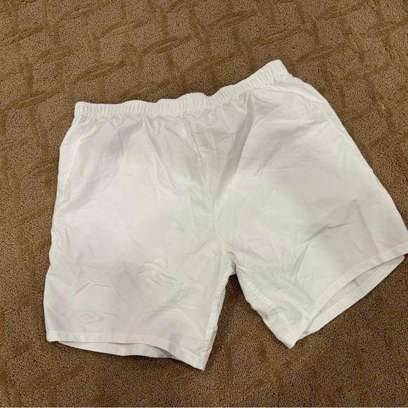 Umbro England Soccer Football Shorts - Picture 2 of 4